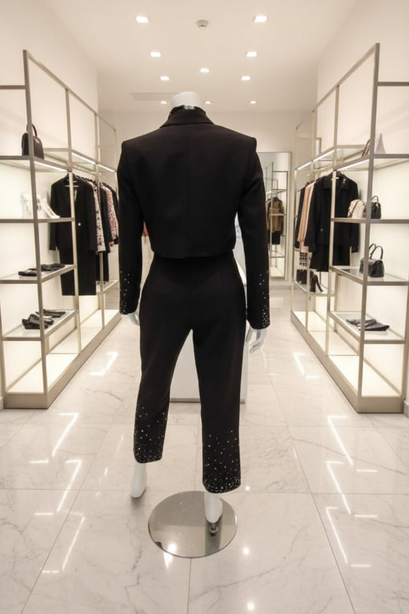 Tailleur Nero Luxury con Applicazioni di Strass e Giacca Cropped - GrazieGio
