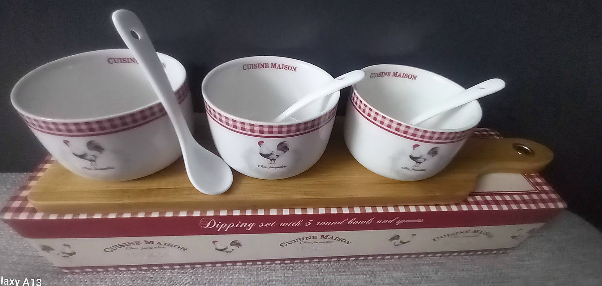 Set 3 Ciotole Porcellana con Cucchiaini e Vassoio Bamboo 37cm - GrazieGio