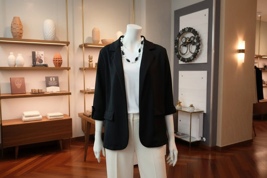 Blazer Elegante Collo a Scialle – Manica Tre Quarti con Risvolto - GrazieGio